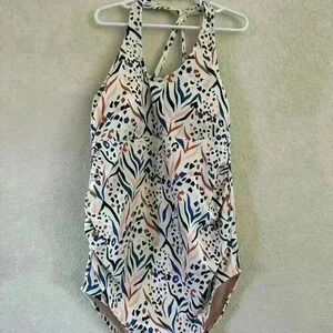 Maternity’s swimsuit size S